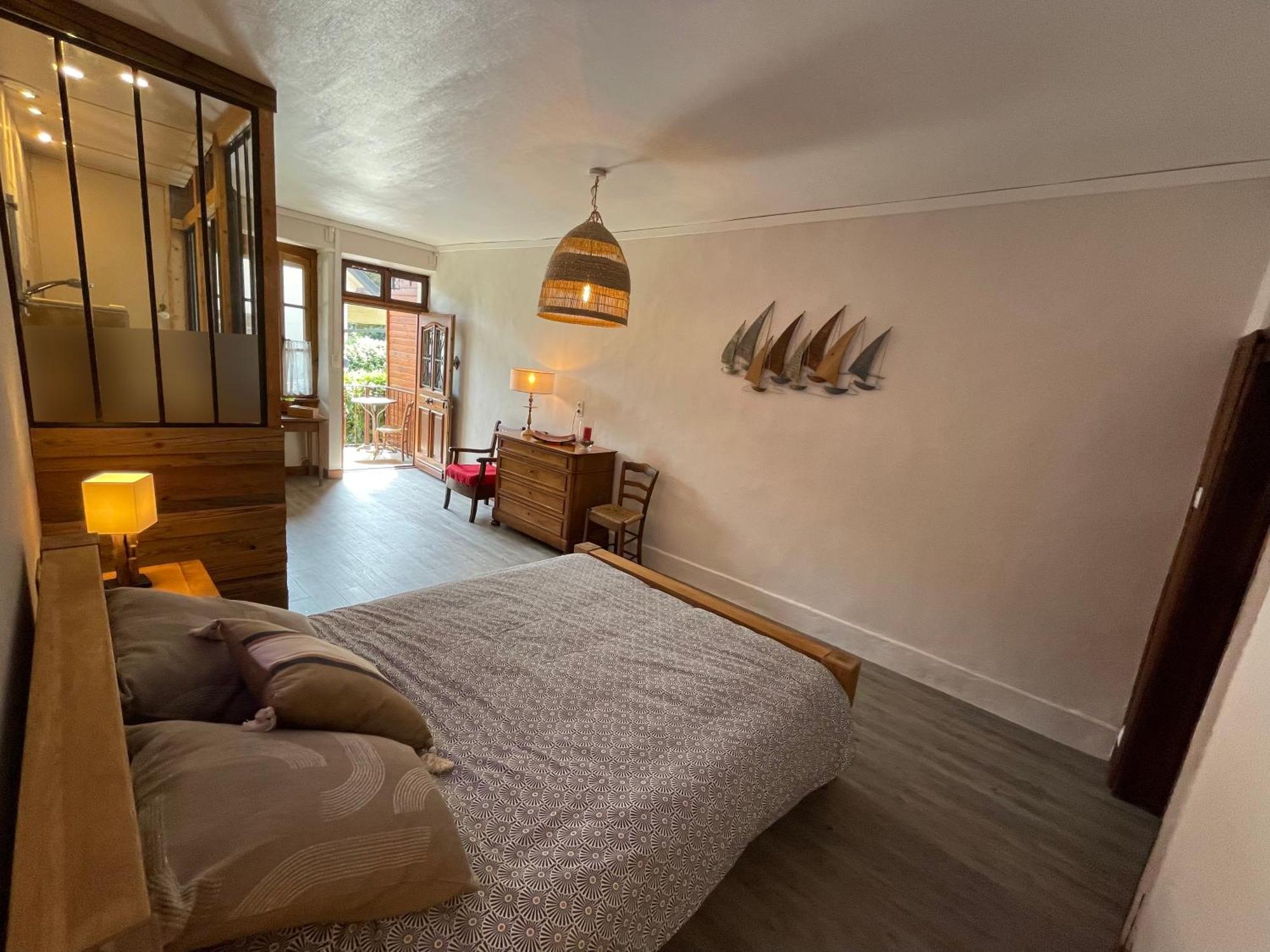 Chambres D'Hotes Avec Entree Privative Au Calme Dans Maison De Village 생조리오즈 외부 사진